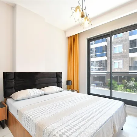 Lägenhet White Sail Spacious 2-bedroom Steps From Yekta Mall In Mahmutlar,