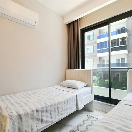 White Sail Spacious 2-bedroom Steps From Yekta Mall In Mahmutlar, * Alanya